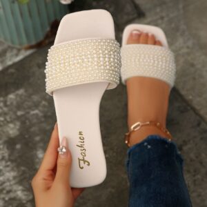 Ivory Faux-Fur Slider with Pearl Accented Band